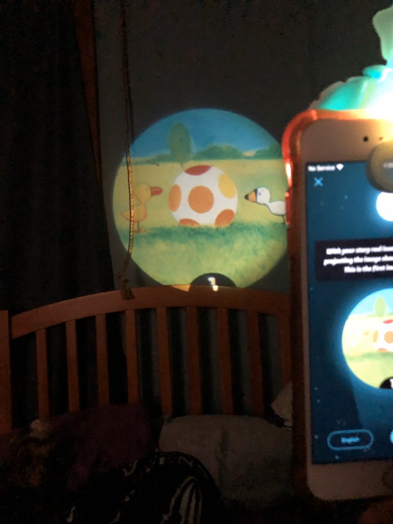 MomoWheezy's tweet photo. Reading about a fight. @moonliteworld #Duckandgoose @FerndaleEarlyEd #AACPSReadWithMe https://t.co/qvoI45bUBH