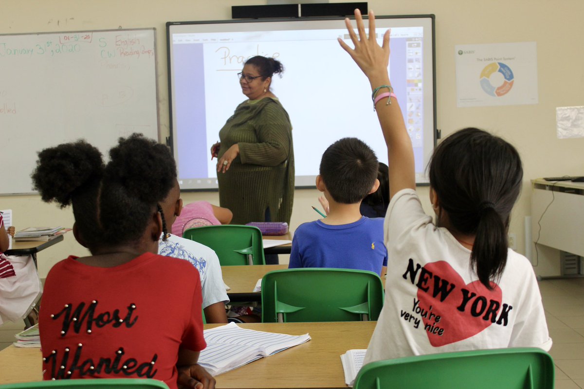 SABISCostaVerde's tweet photo. Today we celebrate SDRAWKCAB DAY with a civil day 👚👕 #backwardsday #civilday #SABISCostaVerde #SabisInternationalSchool https://t.co/kh5rCJRgOg