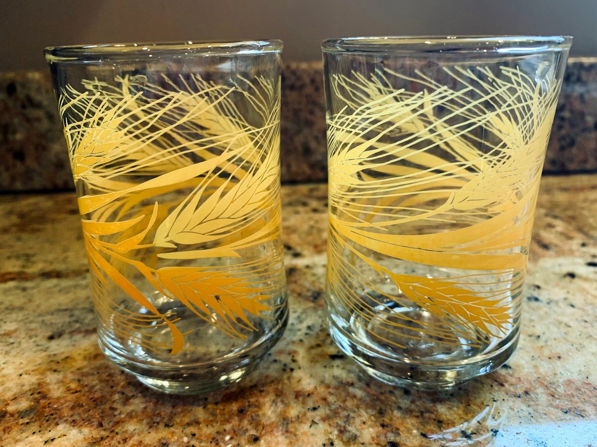 Libby Wheat Yellow Glassware Set of 2 etsy.me/391f20t #glassware #yellowglass #anniversary #glasses #smallroundglasses #libbywheat #vintageglasses #juiceglasses #wheatglasses #libbyglassware #vintagelibbey #etsyshop #vintageetsy #vintagelover #vintagegift #etsy