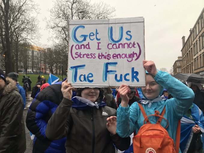 Del_ivered's tweet photo. @AndrewWilson @NicolaSturgeon ' Go high. '
โฌ๏ธ Aye, right, Andrew.
#Scexit #RefOff https://t.co/vGLmzJKSkI