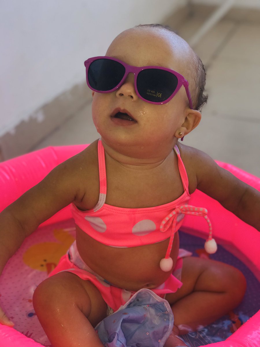 TellesNati3's tweet photo. Vai logo 3 de uma vez 🤣😎🥰 https://t.co/fGy6m4p4Xe