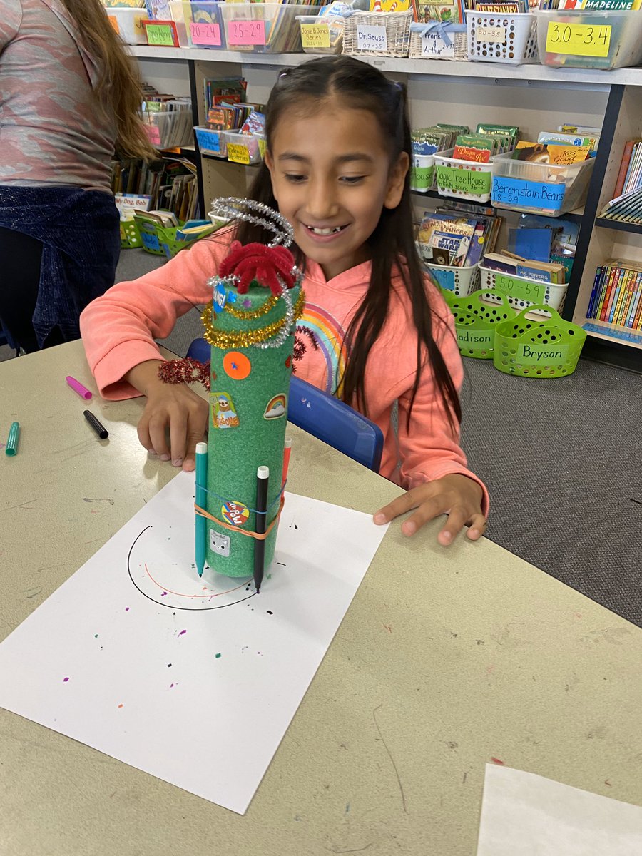 SharkCV's tweet photo. The #cvsharks Second Graders made amazing Artbots today! @hollister_sd @SBCOE95023 #steam #STEMeducation https://t.co/wGIldVm7jR