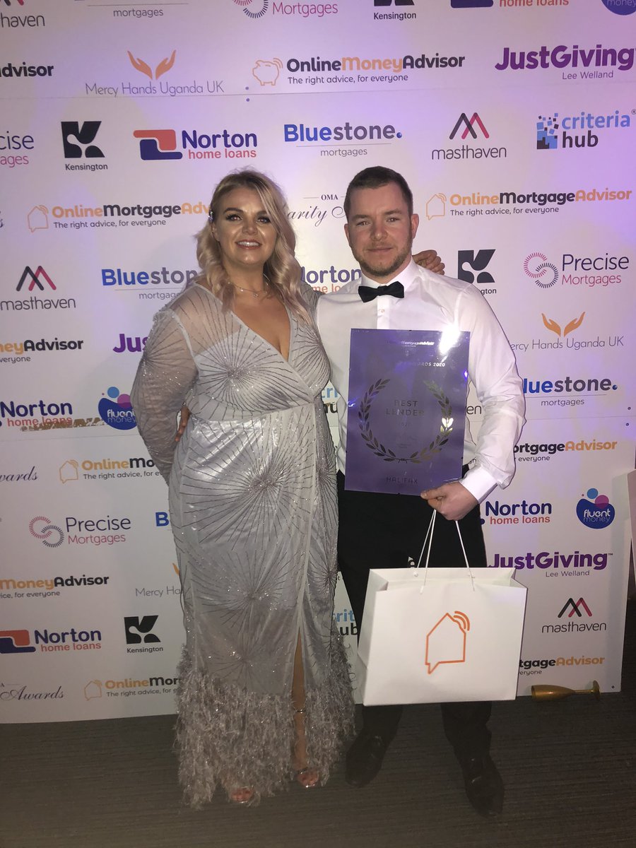 OMA_Mortgages's tweet photo. This award is for the best overall lender and that award goes too …. Halifax. https://t.co/eDKyyM2uBU