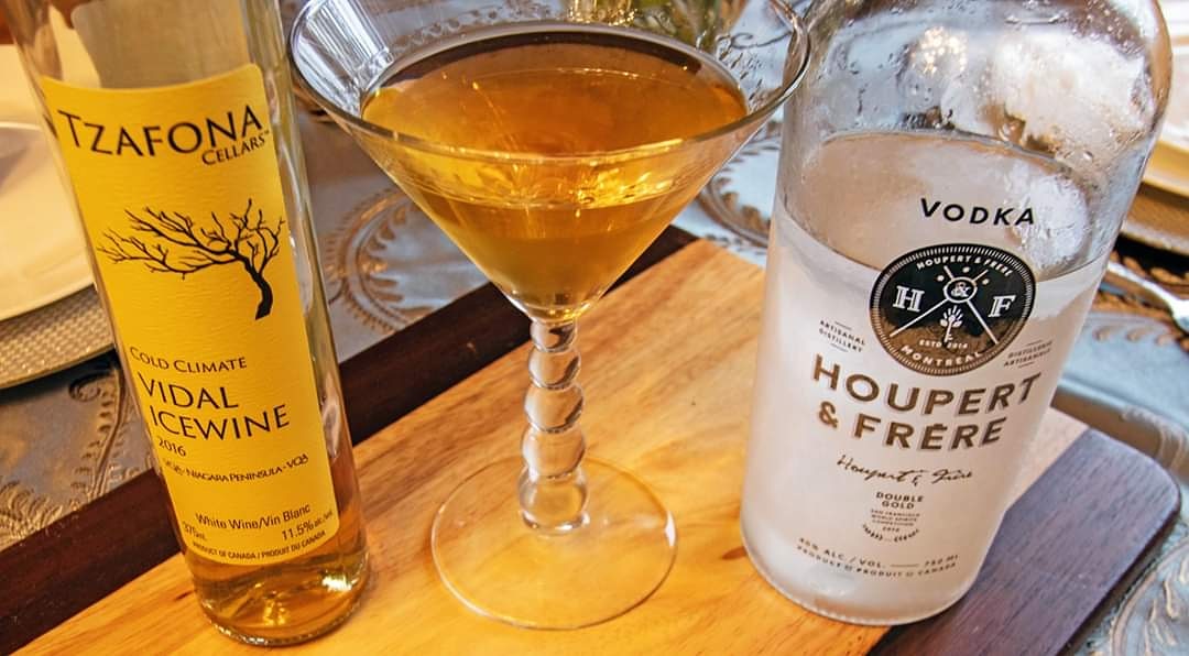 What do you put into your Martini? #houpertfrereusa, #montrealicestormmartini