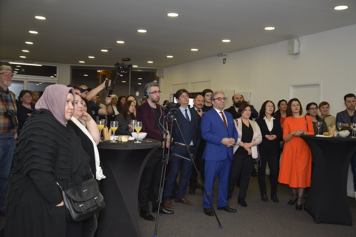 SelametBelkiran's tweet image. Talrijke opkomst op ons nieuwjaarsreceptie en meteen onze neiuwe naam #bindus gelanceerd.  #verbindt @NahimaLanjri @Fauzaya @MeyremAlmaci @utvtdb