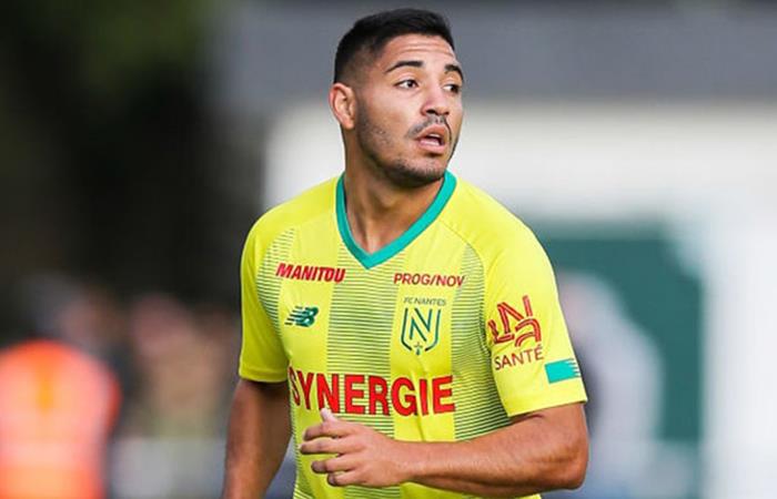 CrackSportsPE's tweet photo. AHORA | Nantes perdió (3-2) en su visita al Stade Rennais por la liga francesa. Percy Prado, lateral peruano de 23 años, debutó en la Ligue 1 con el Nantes, equipo del también peruano Cristian Benavente, quien no tuvo participación en el encuentro. https://t.co/8tT8IBKvbn