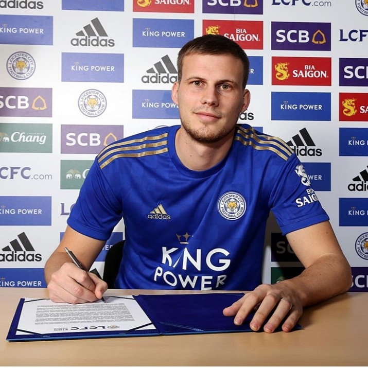 ChampionsPL16's tweet photo. Welcome to the foxes🦊 Ryan Bennett!! #WelcomeBennett #LCFC https://t.co/cP6jTjDpsq