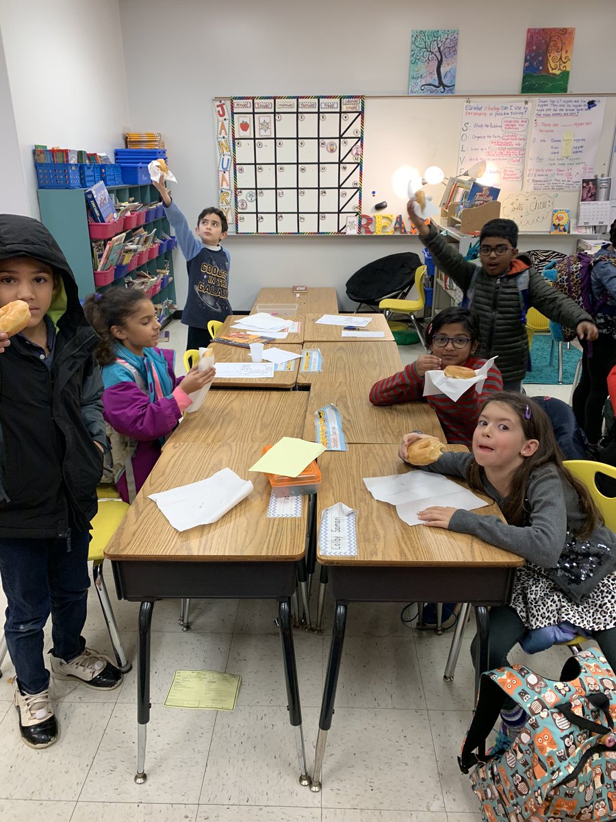 MrPhamNPE's tweet photo. Celebrating moving to the round of 68 #ReadFinalFour #DonutGiveUp #HoleParticipation @MsMoorerocks @npepanthers https://t.co/qHxzqfRZtX