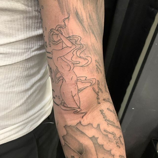 veegeetattoo's tweet photo. Up in smoke! Nice little filler today 🧖‍♀️ https://t.co/32OTcEkMAM https://t.co/RT1AH11Smn