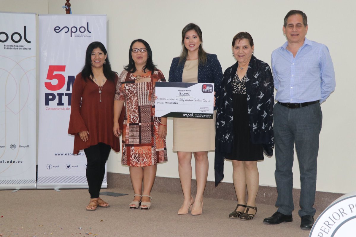 FictESPOL's tweet photo. Felicitamos a la ganadora del concurso #5MinPITCH, Letty Santana de la carrera de Ingeniería Civil, con su proyecto “An��lisis y propuesta de soluciones para el control de inundaciones en el Sector El Palmar, del Cantón Junín, Provincia de Manabí”. https://t.co/ChliiifvBm