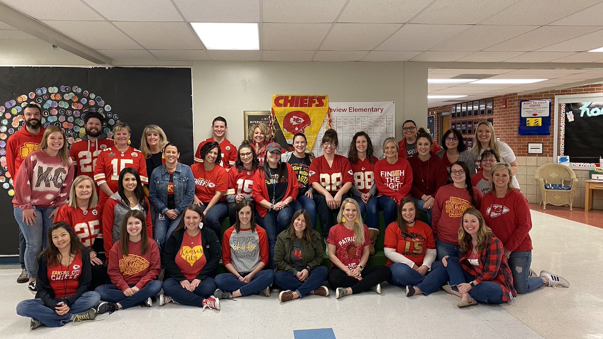 hmbuckman's tweet photo. Go @Chiefs from @RVRoadrunner #lpsleads https://t.co/1OLXRbdgCY