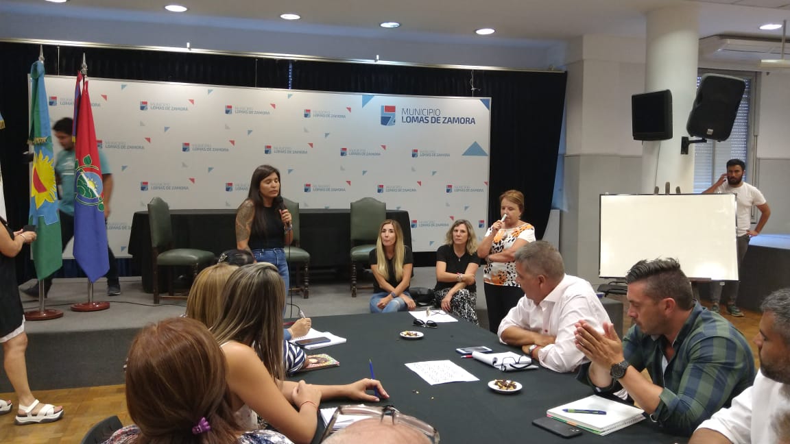 chicheduhalde's tweet photo. #ArgentinaContraElHambre 
@alferdez @LicDanielArroyo @MunicipioLdeZ https://t.co/QtZLfR0YG0