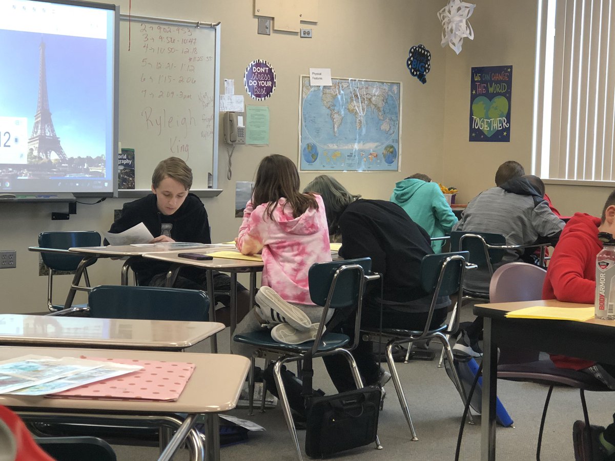 KellyH5581's tweet image. @MPS_Beadle Europe Mapping Lab was a HUGE hit! #WorldGeography #mapanalysis #criticalthinking #problemsolving