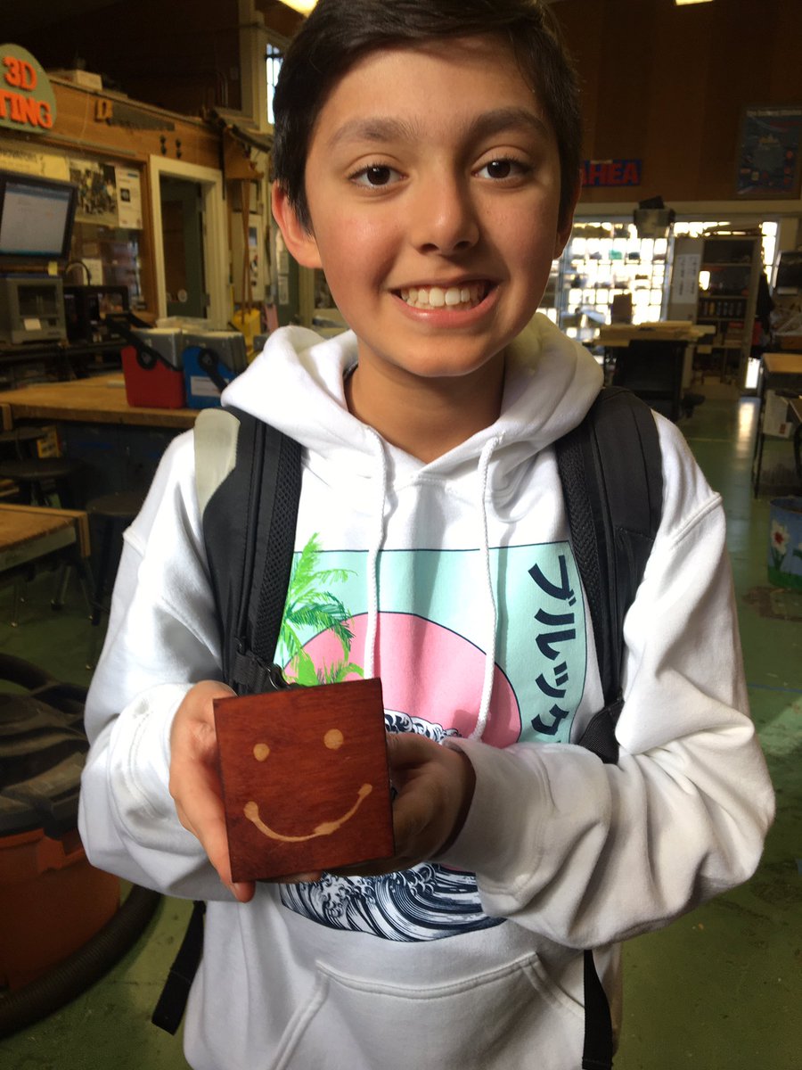 DavidsonMakers's tweet photo. A clever young maker invented a new wood dying technique today: using hot glue to block out a pattern before applying wood dye, then after the dye dries pulling away the glue to expose the undyed wood pattern. #makeitbetter #mc https://t.co/kAgTgDPrft