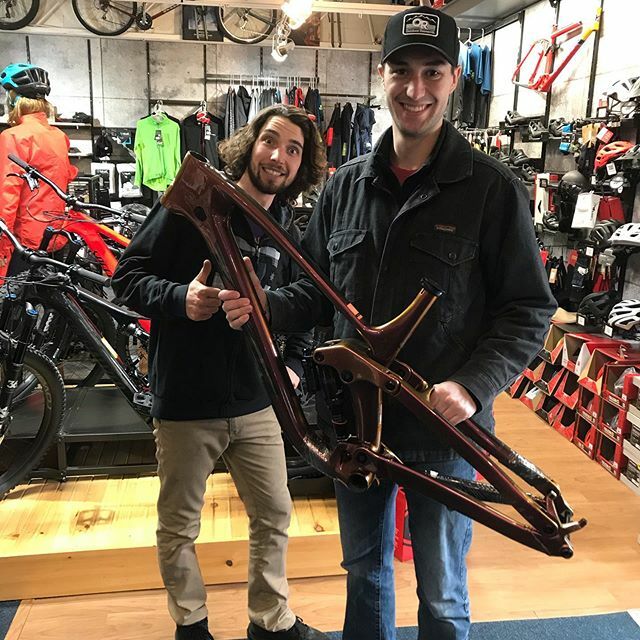 BikesWaterdown's tweet photo. Yowza! Jack is pumped! Congratulations on your gorgeous new Kona Process 153 Carbon frame! That “Prism Rust-Purple” paint is amazing, and we know you’re going to lose it when you feel the upgrade from aluminum! Thanks and have fun! #konaprocess153 #proce… https://t.co/eKfkNXrB2V https://t.co/JMEg0n338W