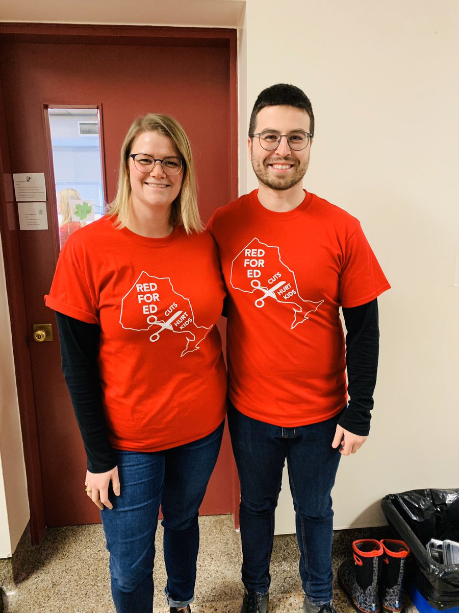 OLOLVaughan's tweet photo. Twinning with @OlolSousa today! #TeachingPartner #RedForEd https://t.co/y1YyPPxXVB