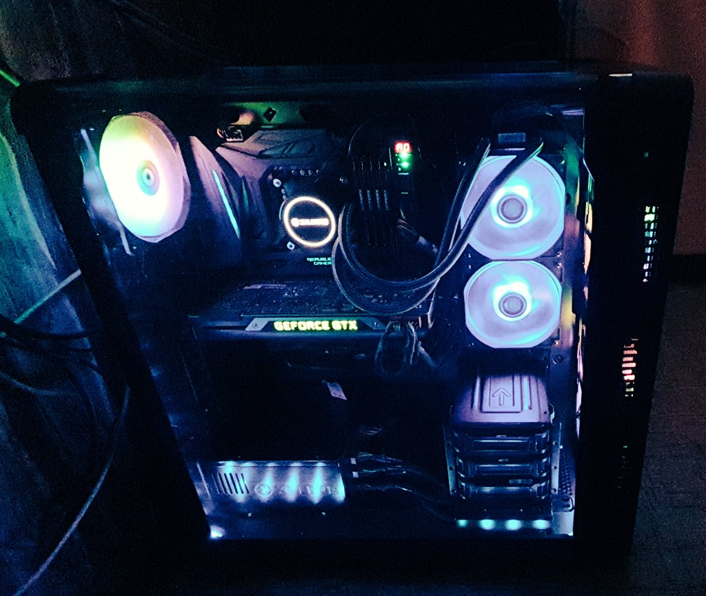 Chicko_2012's tweet photo. So da isser fertig und er läuft einfach nur extrem ein bissel geht noch :) https://t.co/T88m4TaJxt