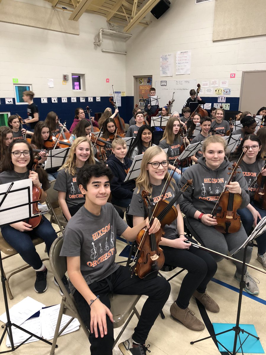 HixsonOrchestra's tweet image. Had so much fun with the 8th grade orchestra touring the WG elementary schools today! #JoinStrings!