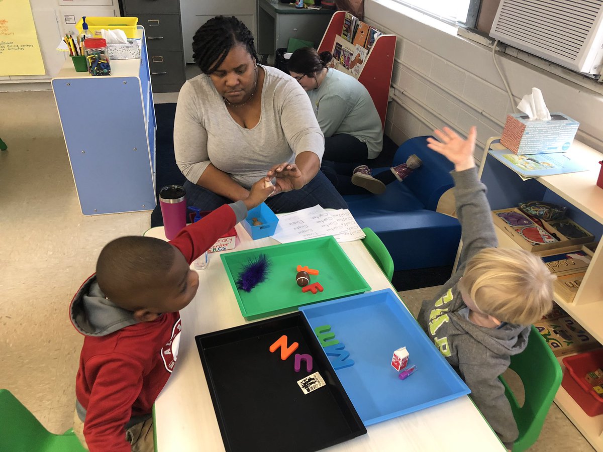 hannahmfischer's tweet photo. Pre-K stays SO busy, and we love every minute of it! While some students practice critical foundational literacy skills with our fabulous assistant, Ms. Yoki, others express creativity & build things like this awesome animal habitat!๐งฑ๐ฏ๐ธ๐๐@StarkvilleSD #SparkExcellence #PreK https://t.co/2AUHkEVR4C