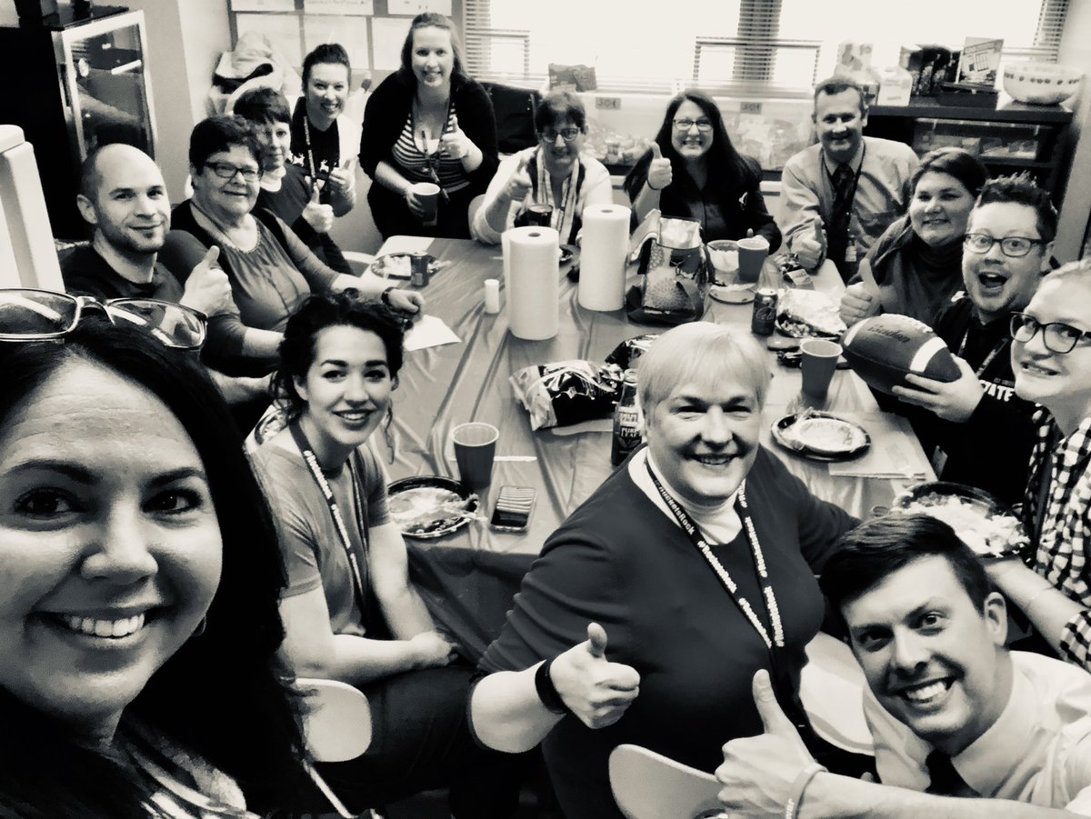 tiffanydbarrett's tweet photo. 🥔 Spud-tacular 🥔 🏈 Super Bowl 🏈 Luncheon with some spectacular teachers! Then an insightful afternoon investigating MAP data. #FocusedConversations #JBMSYes #RocketsRock #TatersGonnaTate https://t.co/K94drgTmwd