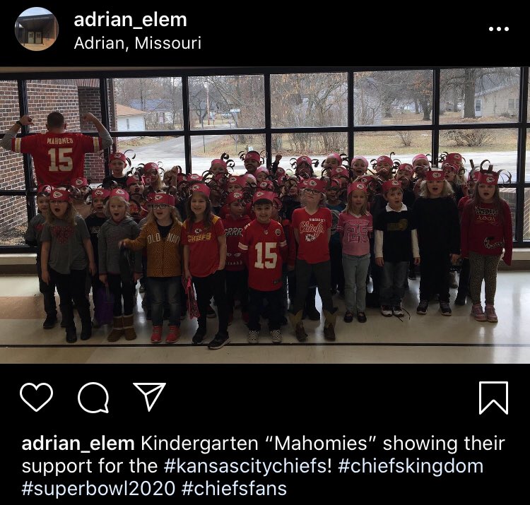 Adrian_Elem's tweet photo. How cute are these “Mahomies”? #KansasCityChiefs #ChiefsKingdom #Chiefsfans #SuperBowlLIV https://t.co/uAQh9OQ213