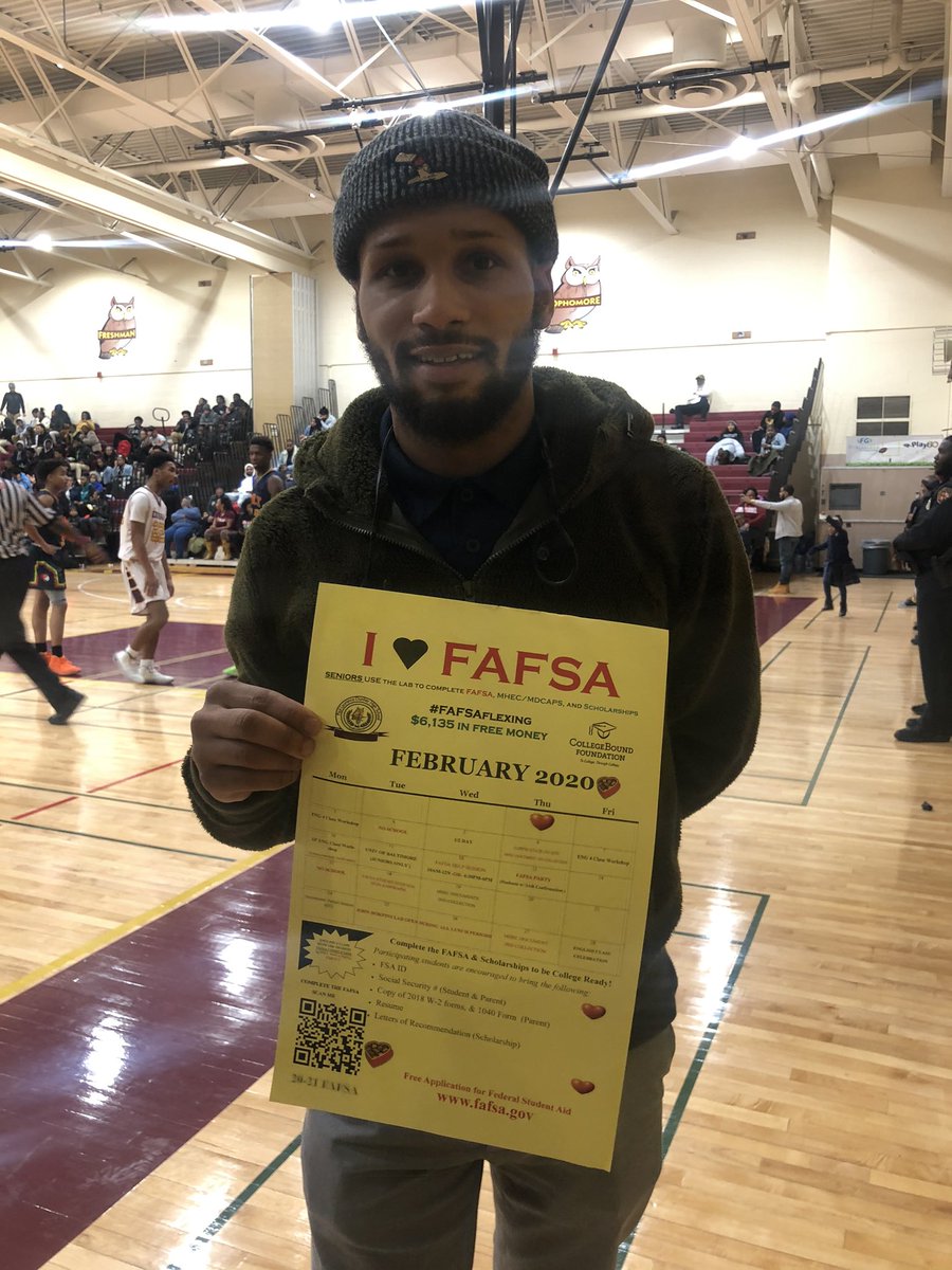 SuzieWesh's tweet photo. @BaltCitySchools seniors! Weβre still #FAFSAflexing πͺ!!
The College and Career Readiness office is giving away free #UnderArmour gear to seniors who have completed their FAFSA! Check us out at the Poly vs Dunbar game tonight! ππ₯@TKyttle https://t.co/n2ztSIYTWp