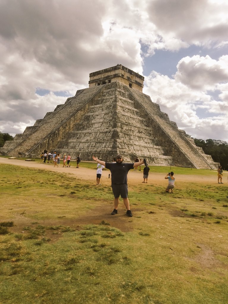 HanbackDaniel's tweet image. Sick temple! #mexico #temple
