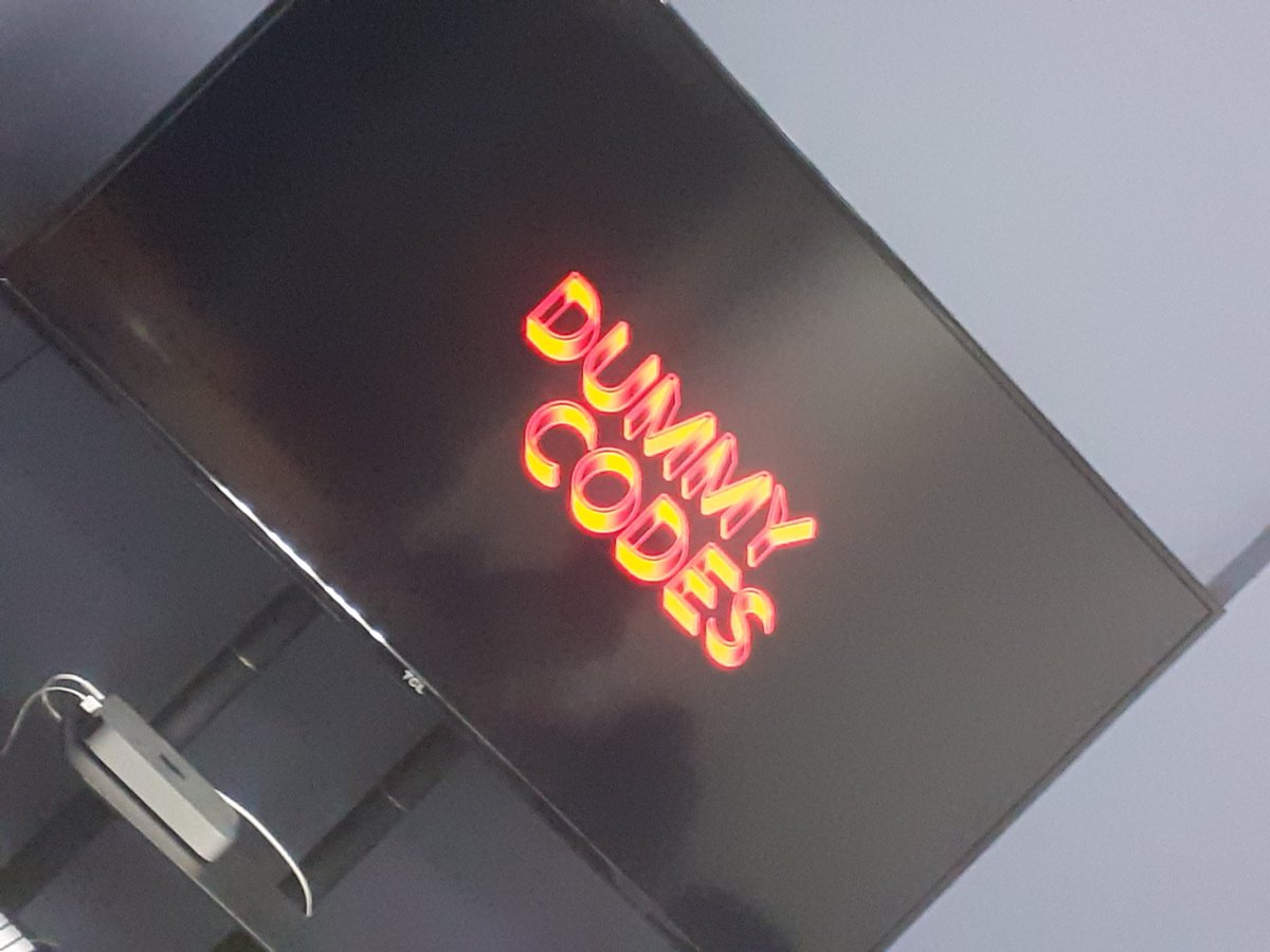 quintyn_py's tweet image. Watching some #DummyCodes Vids