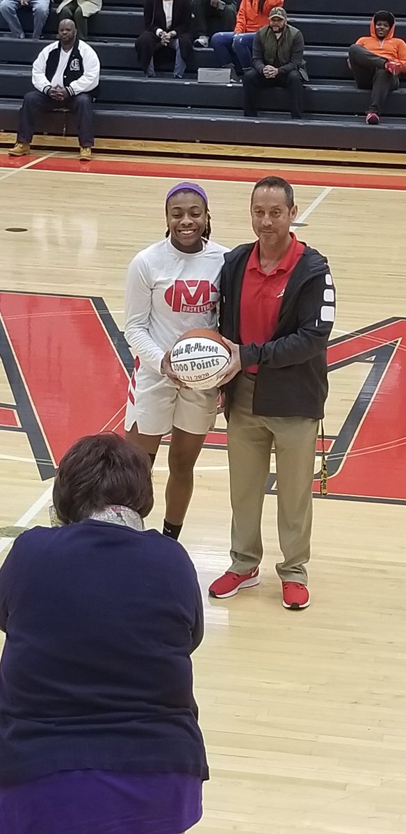 BlakeGiles's tweet image. #2000points for @KaylaMcPherso20.