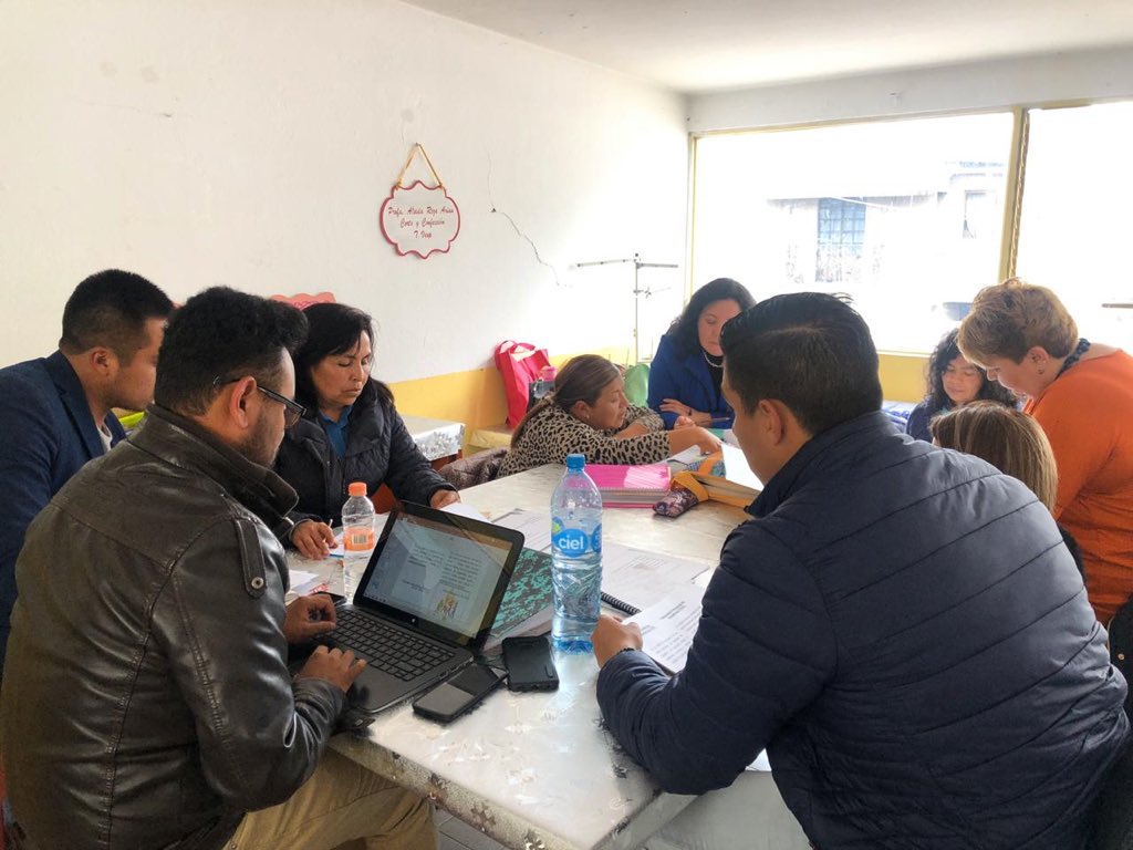 AnastasiaVega21's tweet photo. Felicito a mis compañeros del Centro de Educación para la Atención de #Jóvenes #Adultos, #A020, #Xonacatlán, que con mucho profesionalismo y fervor continúan con la jornada correspondiente a la 4a Sesión Ordinaria de #CTE, continuemos compartiendo experiencias @SEB_Edomex https://t.co/vNcdkQECRo