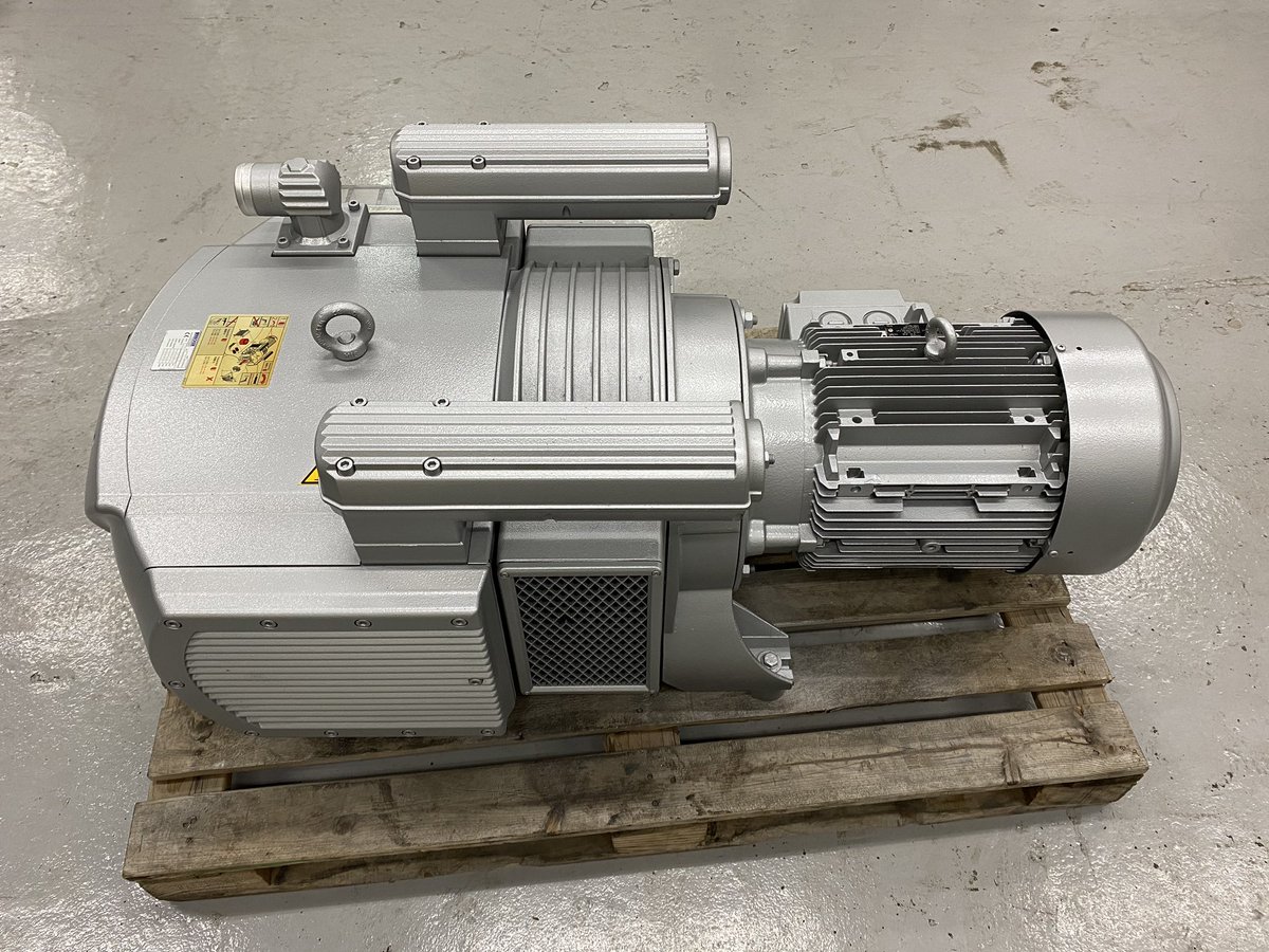 vacuumpressure's tweet photo. Becker VTLF 2-250 for sale. Ideal for CNC machine. 6 months warranty. DM me for more information. #cnc #vacuumpump #becker #vtlf #busch https://t.co/a9kBpfBeqI