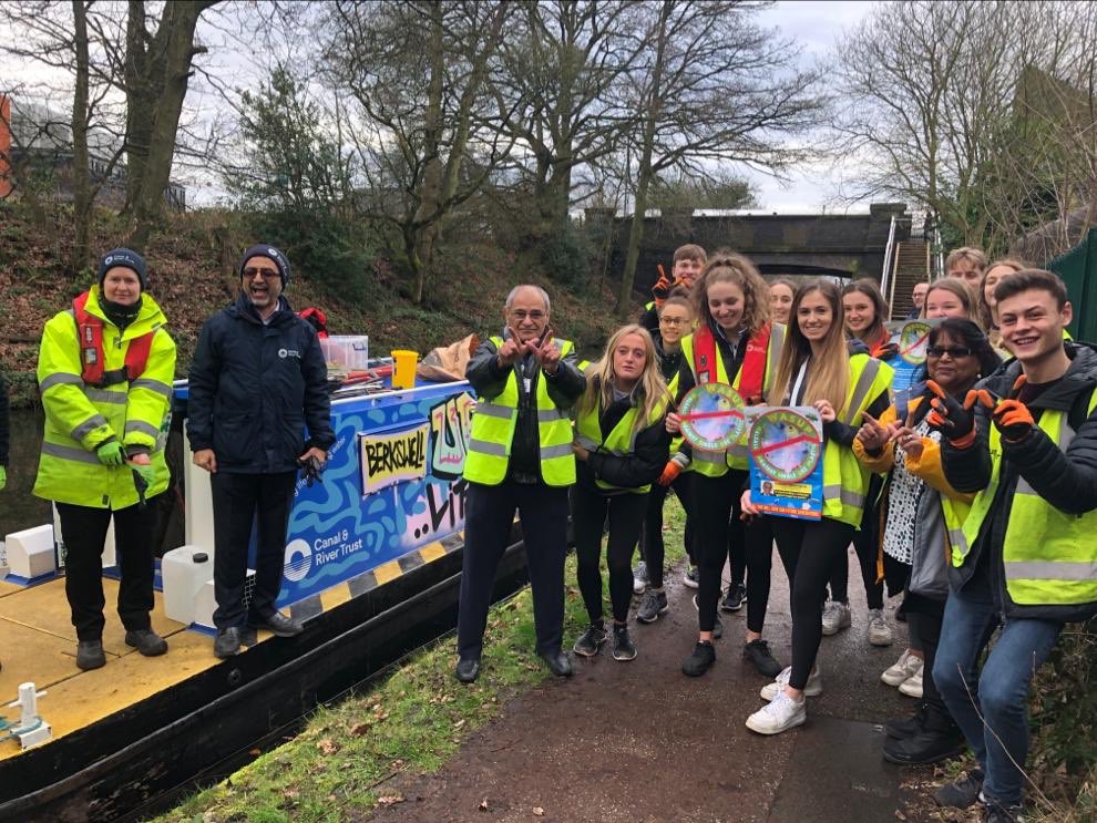 WASUPMEUK's tweet photo. WASUP launch in Birmingham by the University students joining me. Next is Coventry and then Worcester. We will ‘get WASUP done!’ https://t.co/aMYAG8NPVc