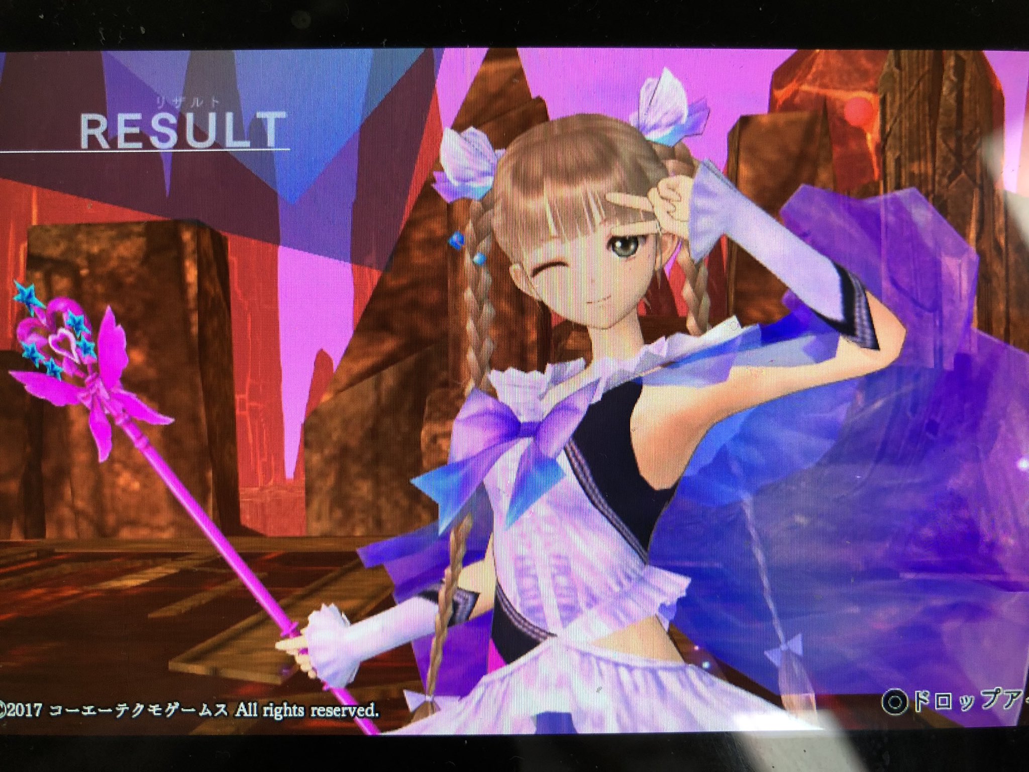 アミバ天才 大したエピソードもないのに人数だけが無駄に多いサブキャラの好感度上げ作業に比べれば 壊滅的な出来のrpgパートがマシに思えるからスゴイ 岸田メル先生デザインのキャラが下着姿になったり透けブラしたりで満足出来る人向けのゲームです