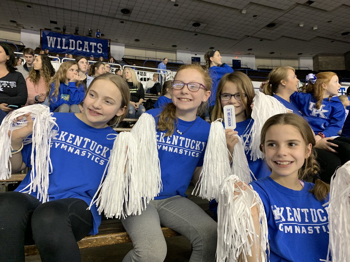 SallySternberg's tweet photo. Ready to cheer on UK Gymnastics! 💙 #WeAreUK https://t.co/eBAuJONXp3