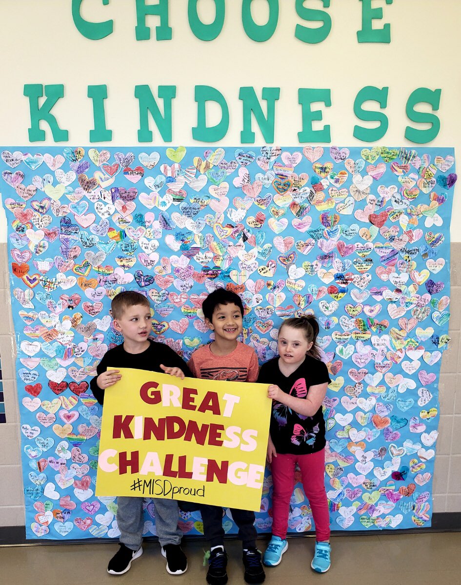 waltscbi's tweet photo. We choose kindness!❤️ @LMiller_Elem  #cando #willdo #misdproud https://t.co/9EQZ1OOUu1