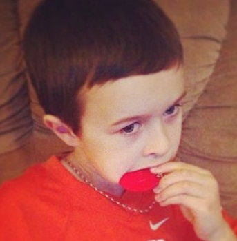 🇺🇸USA >SAVE 25% w/ strong US Dollar 🇺🇸
♥Kids LOVE Tougher-than-Silicone #SentioCHEWS - Soccer Ball to satisfy NEED to #chew, #bite, #fidget 
Super-soft rubber feel but more durable than competing products made of generic silicone 
kidcompanions.com