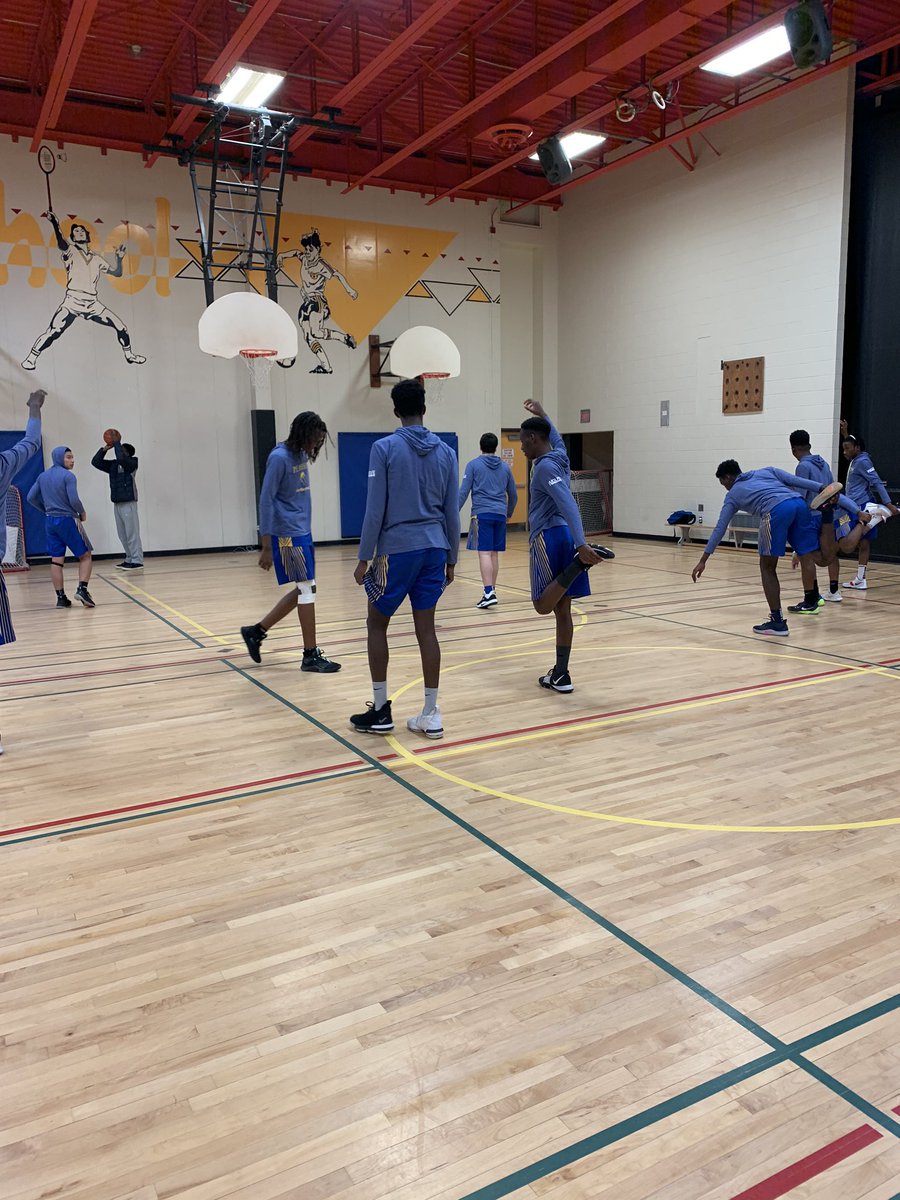 jonhiltz1's tweet photo. Jr boys bball start the Petawawa tournament off with a win! They are now enjoying a great lasagna thanks to the StarKitchen program. The Sr boys are warming up for their first game. Let’s go Panthers. @LBPPanthers @LBPearsonOCSB https://t.co/sHEKuODxLF