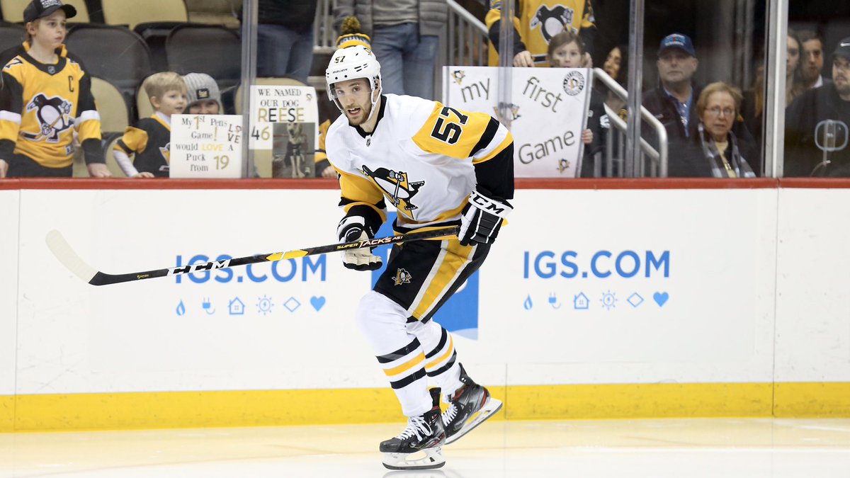 penguins's tweet photo. “My first game” https://t.co/lkYgFXctPM
