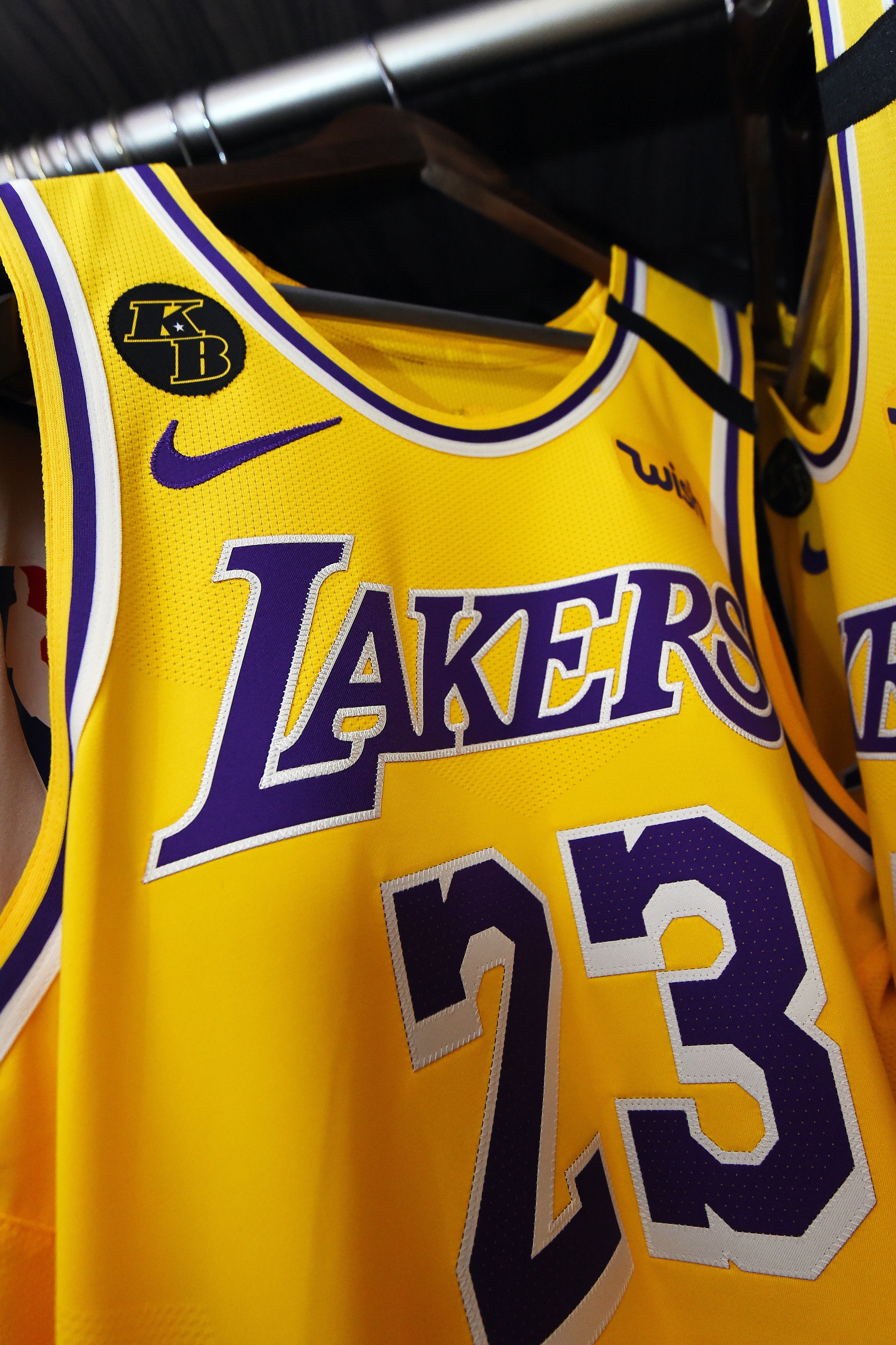 NBA on TNT on X: The Lakers will wear a KB patch in honor of Kobe