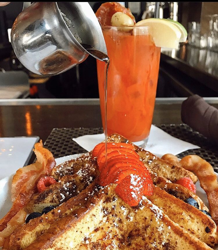 MaillardTavern's tweet photo. MAILLARD! The best brunch in town. Are you seeing this French toast? Heavenly. + Bloody Mary of course. Brunch 11-4 Saturday and Sunday. 💗 https://t.co/EXExLdL7OO