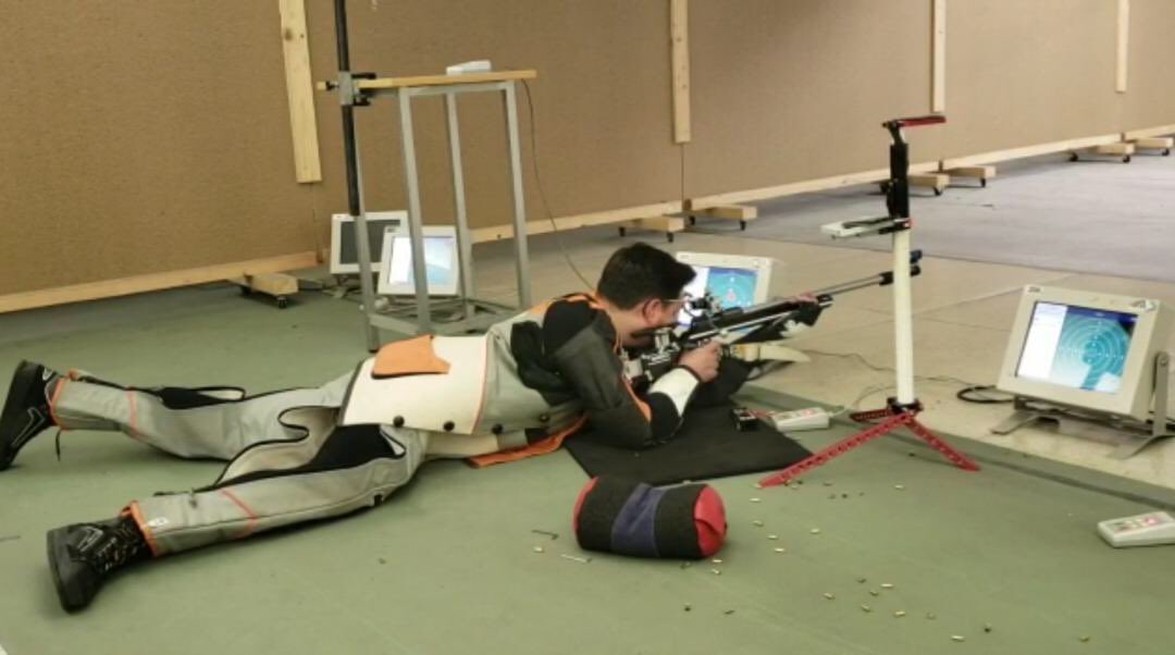 MilaRodri_'s tweet photo. El #TiroDeportivo desea sumar 2 atletas a la lista de clasificados de 🇻🇪 en los #JJOO #Tokyo2020,el olímpico @JulioTiroVen  buscará su pase olímpico en rifle de aire 10mts donde se encuentra ubicado en el puesto 42 y carabina 3x40 en el lugar 41 en el ranking mundial de la ISSF. https://t.co/HvX6YGjH2G
