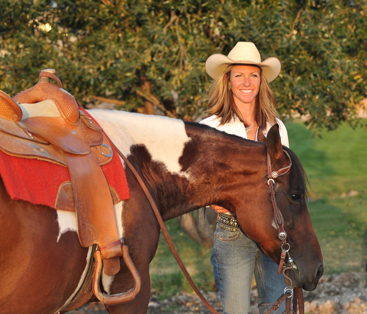 Under the guidance of a highly experienced equine facilitated learning coach and with the assistance of the horse as a teacher, the Horse Experience session can become a compelling metaphor representing the participant’s life situations. #Utah #HorseExperience #Kamas