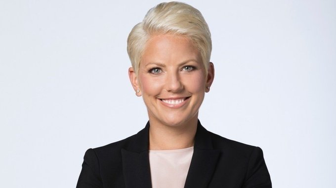 AdosAtlanta's tweet photo. The face of white #feminist 
white female #racist #TheyWereHerProperty 
@MSNBC #alisonmorris #MSNBC #msnbcisracist 
Will 🇺🇸 every change...🤔 https://t.co/fZVJ8w7qkT