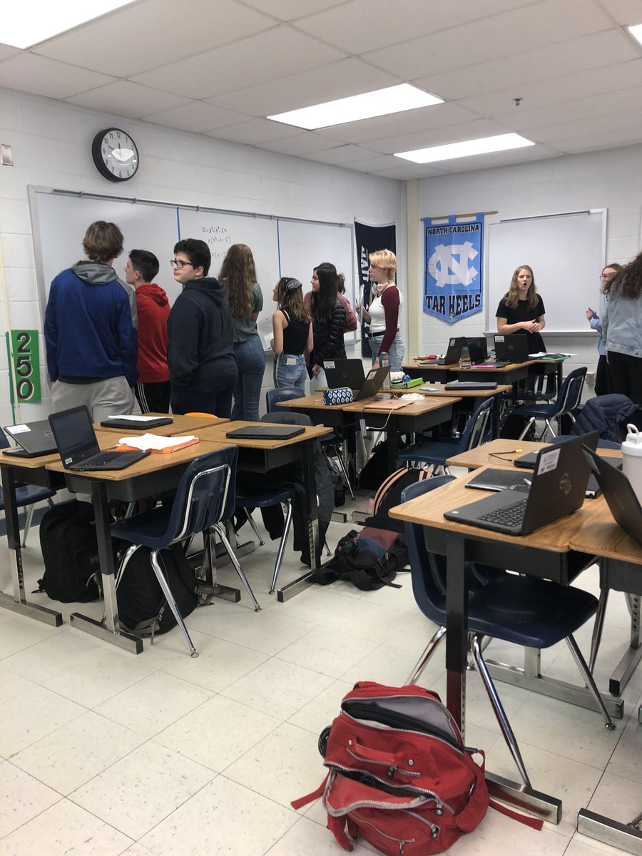 MsFrasierMHS's tweet photo. Best way to start the 3rd Quarter is by trying out some new blended learning strategies! #PearDeck #LeapOfLearning https://t.co/uWNknXyITp