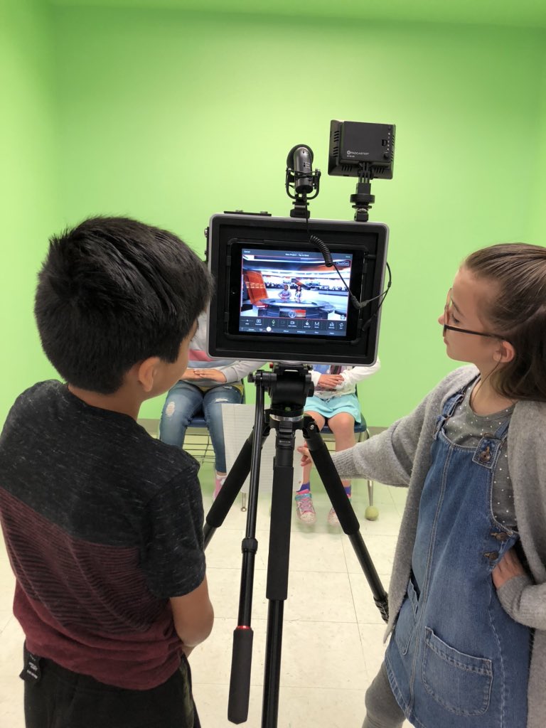 Ms. Terrones’ 4th Graders created news segments with <a href="/TouchCastEdu/">TouchCast Education</a> today! Their videos turned out great!! #ActiveLearning #DrGreenHawks #IamEPISD