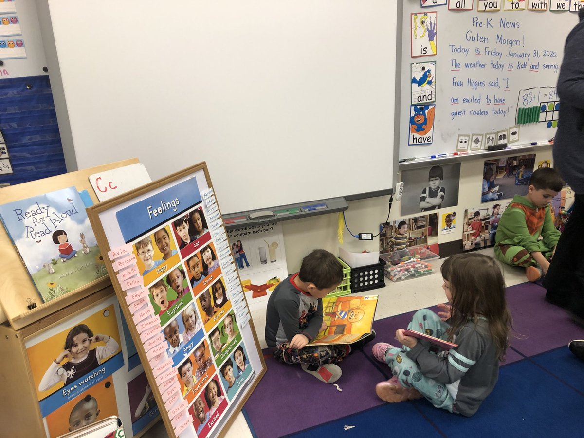 OverlookReading's tweet photo. Buddy read ⁦@OverlookES⁩ #aacpsreadwithme https://t.co/AAlwXNCK5D