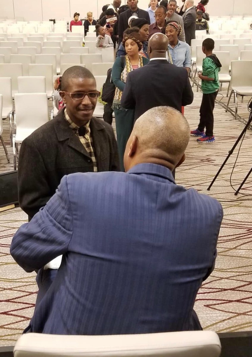 TruthofGod1's tweet photo. Thank God for our Leader, Teacher and Guide, Pastor Gino Jennings taking time out to meet the visitors!
#truthofgod #Trueholiness #ginojennings #cantstopthetruth #progress2020 #PraisetheLord #JesusChristisGod https://t.co/dUk9mwaw36