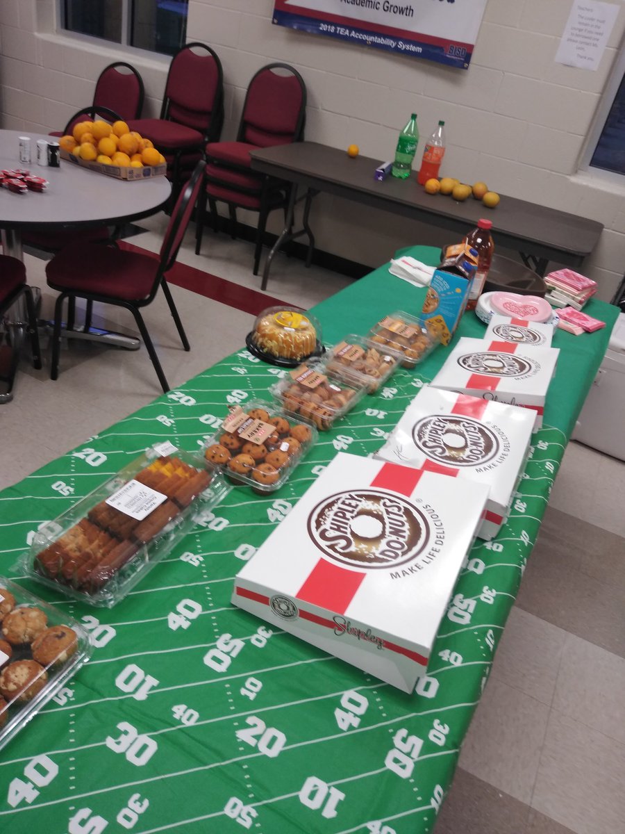 LJIPALS's tweet photo. It's the least we could do for our teacher/staff to show them we appreciate them!! #BISDpride #LJIpride #WeAreOne https://t.co/WCjwYtPXiU