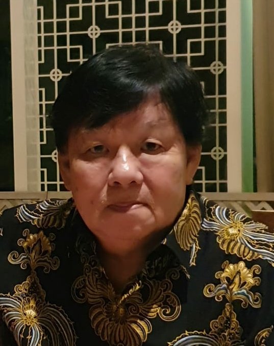 TELAH HILANG, Orang tua. Nama: Hendrawan,umur: 70 thn,pakai kaos oblong putih,celana pendek,sandal jepit.Keluar dari rumah tgl 31/1 sekitar jam 5 pagi daerah Sunrise, JakBar. Yang menemukan harap hub :
Anton (08161831103). MOHON BANTUAN NYA🙏🏻 <a href="/RadioElshinta/">Radio Elshinta</a>
<a href="/TMCPoldaMetro/">TMC Polda Metro Jaya</a>