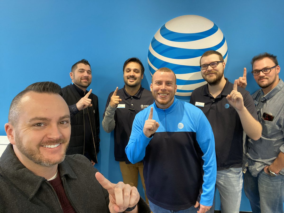 relayrichard's tweet photo. Great day of store visits with @jd4180 and @LoganEaves2!! Thanks @PortablesAshbur @attportablesCVL and @ATTPortablesDTC for the engagement!! Let’s go win February and beyond!! #RPC #ohSNAP #MAStaxreturn #headsupATTedition @JakeAraghi @elthonmunoz https://t.co/LtK10bMz4N